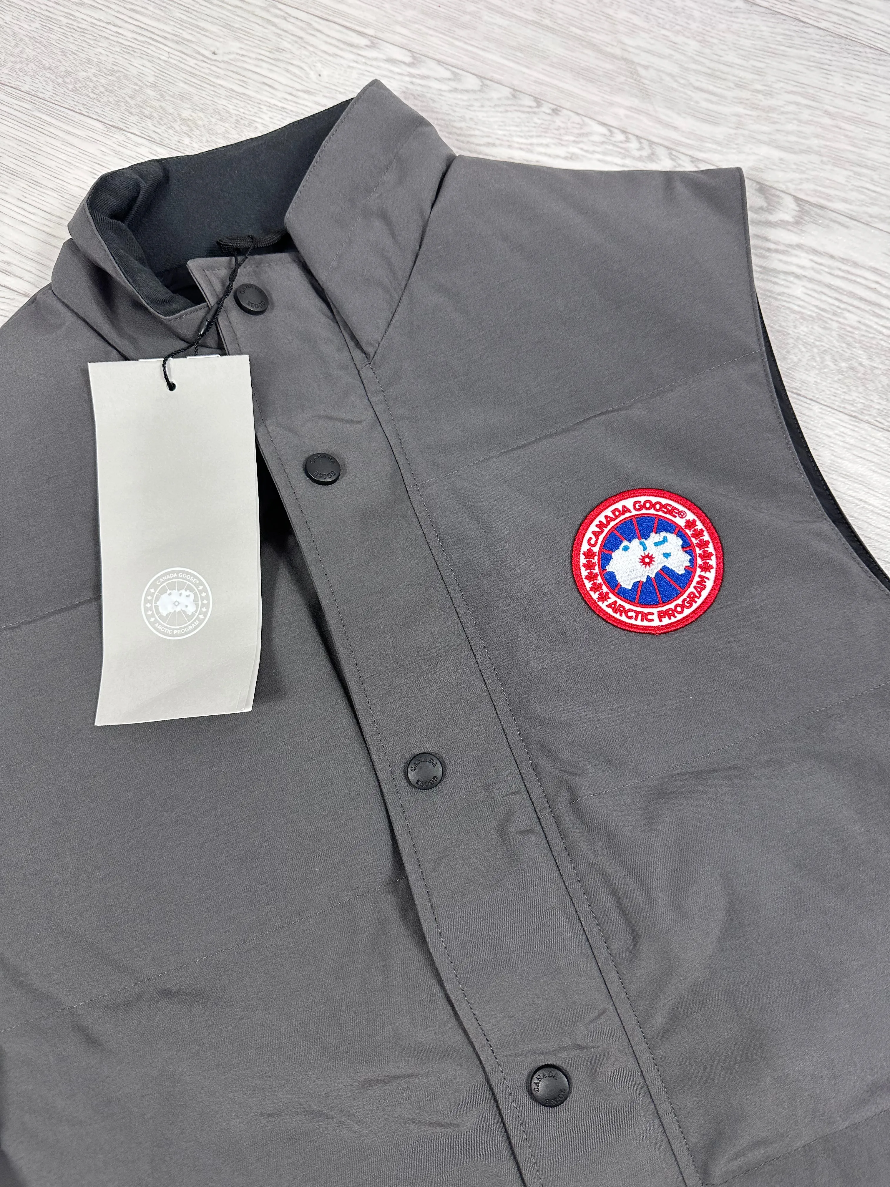 Garson Vest Graphite