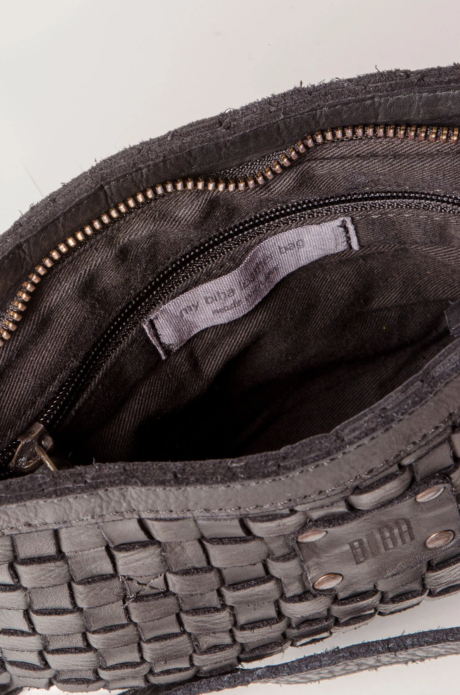 KANSAS - Small Braided Crossbody Bag