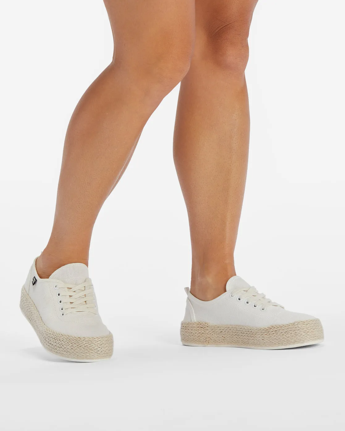 Puebla Canvas Platform Shoes - White